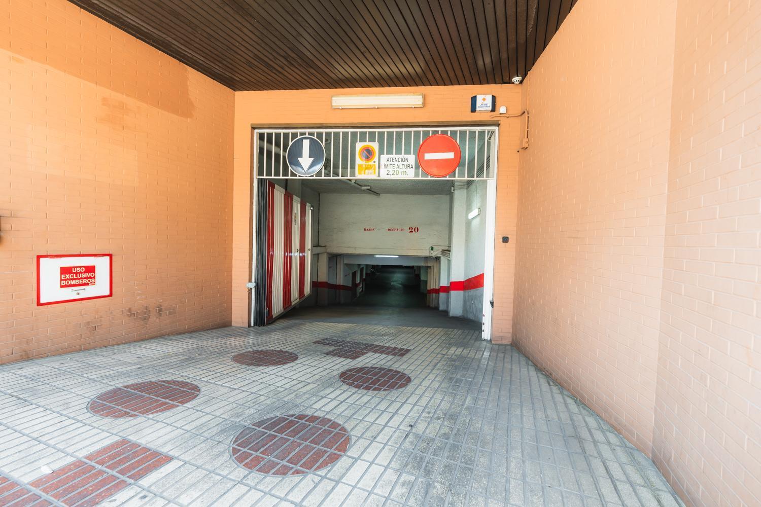 Constitucion Apartment - Free Parking 格拉纳达 外观 照片